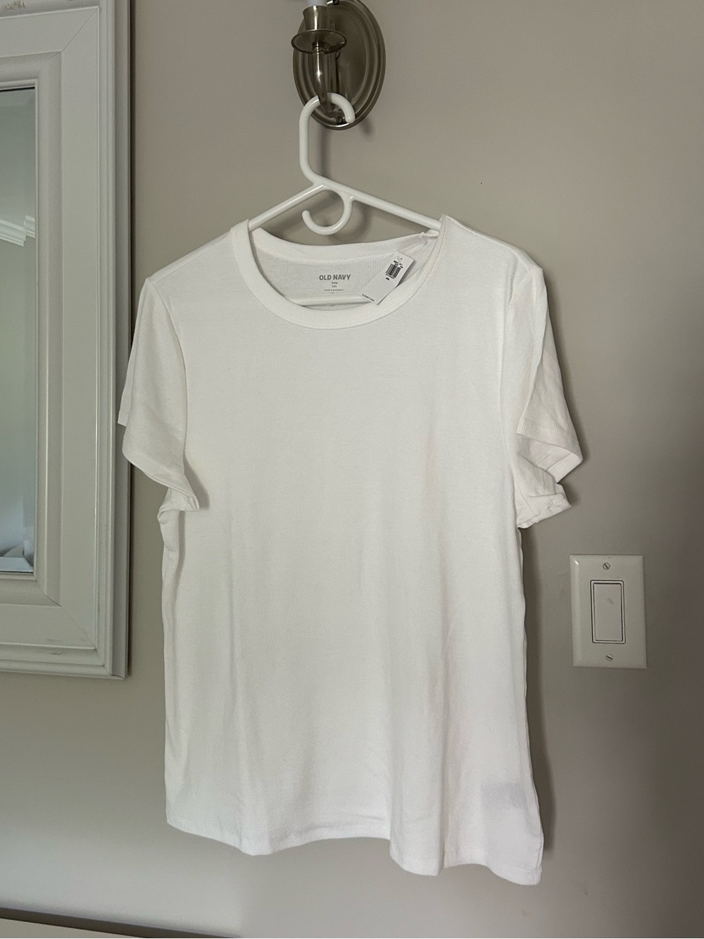 Plain White Tee NWT
